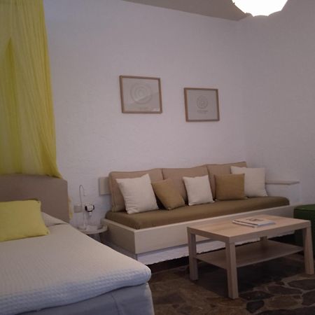 Villa Georgia Apartments & Suites Kalamaki Værelse billede