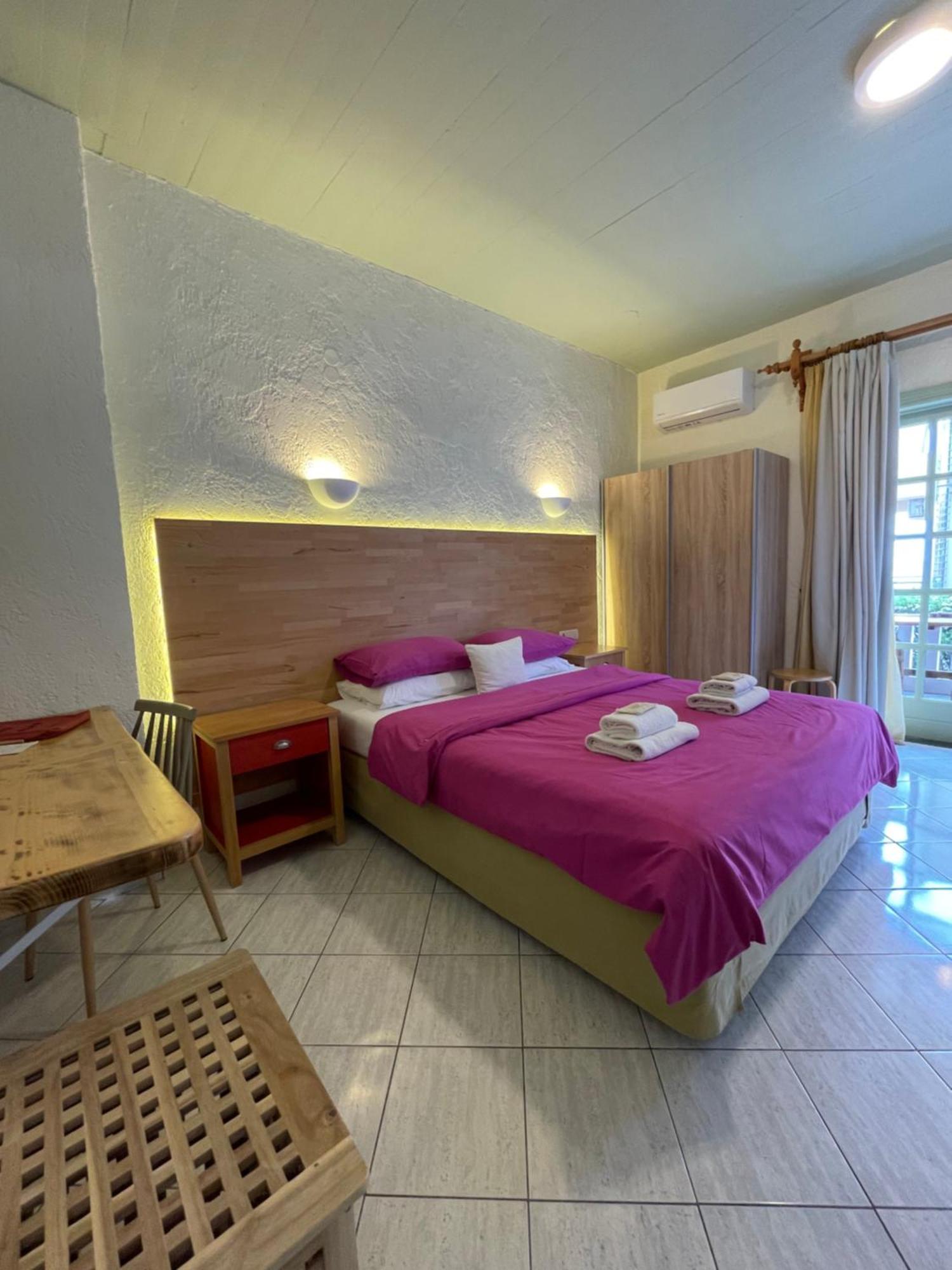 Villa Georgia Apartments & Suites Kalamaki Værelse billede