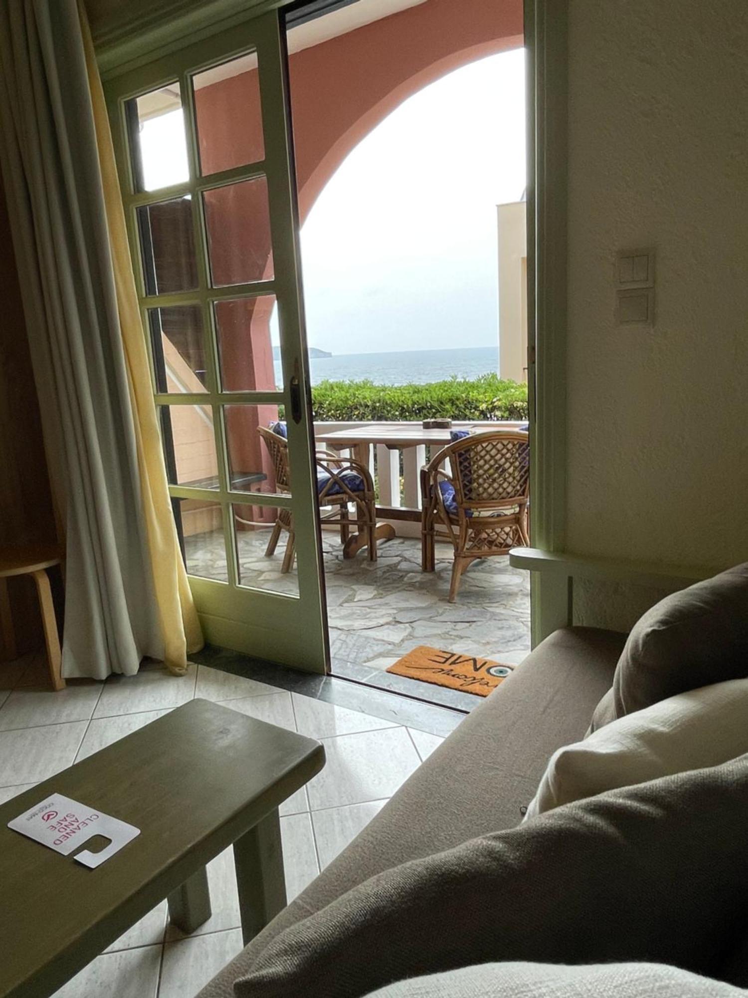 Villa Georgia Apartments & Suites Kalamaki Værelse billede