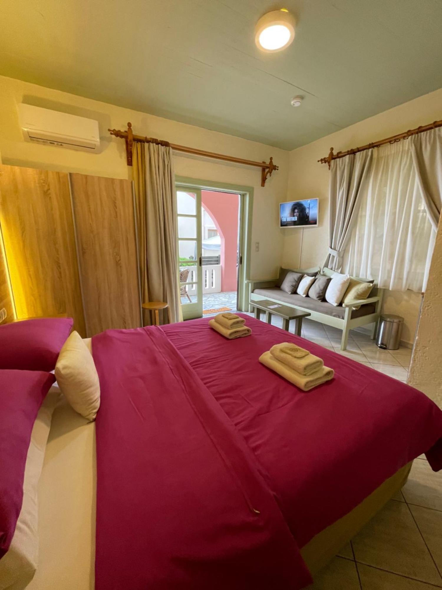 Villa Georgia Apartments & Suites Kalamaki Værelse billede